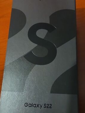Samsung Galaxy S22 BOX ONLY